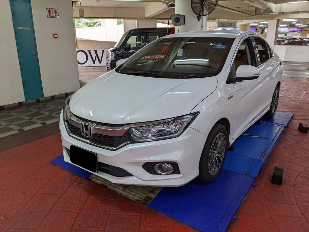 Honda Grace 1.5DX Auto (Hybrid)