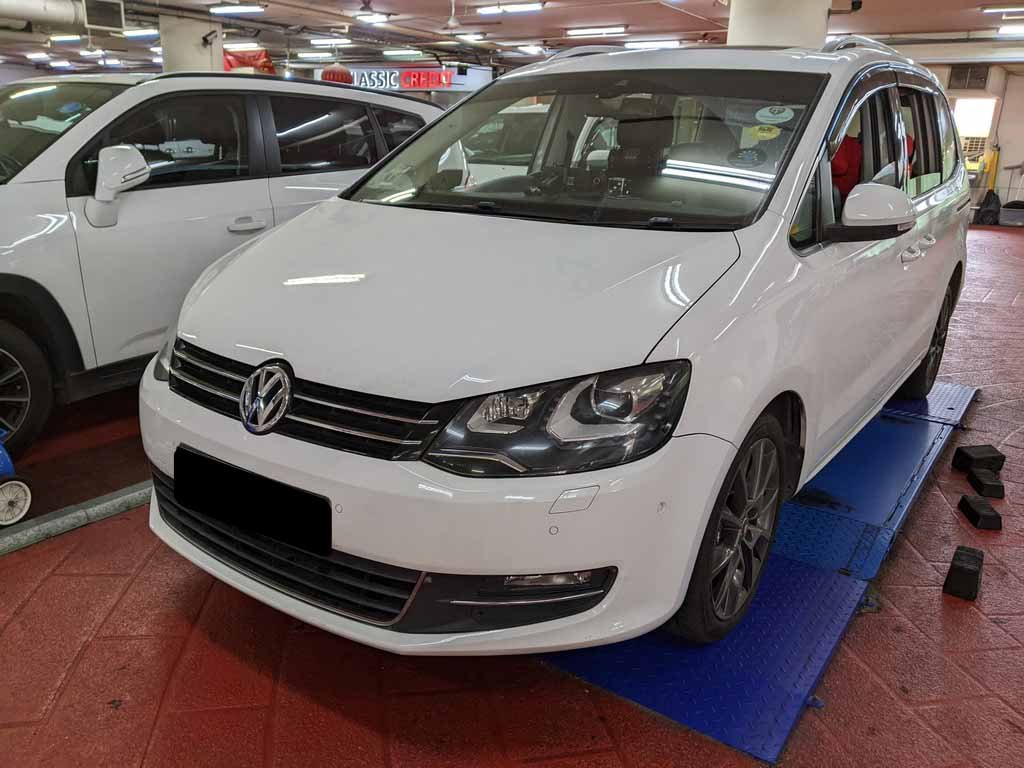 Volkswagen Sharan 2.0 TSI AT RR Sunroof