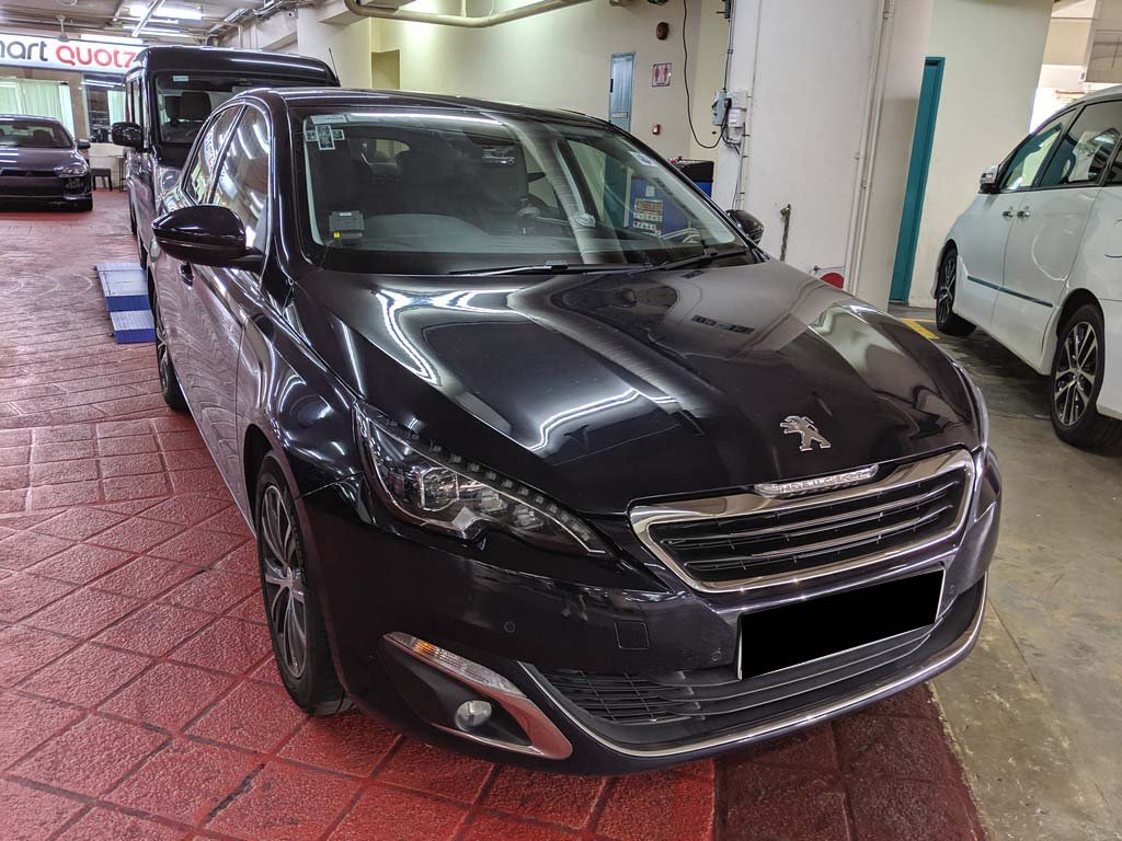 Peugeot 308 5DR Allure Puretech 1.2 A/T 2WD