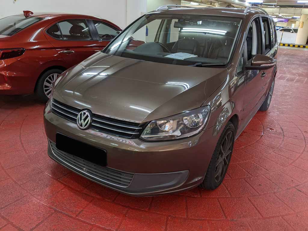 Volkswagen Touran 1.6 TDI AT 1T332Z