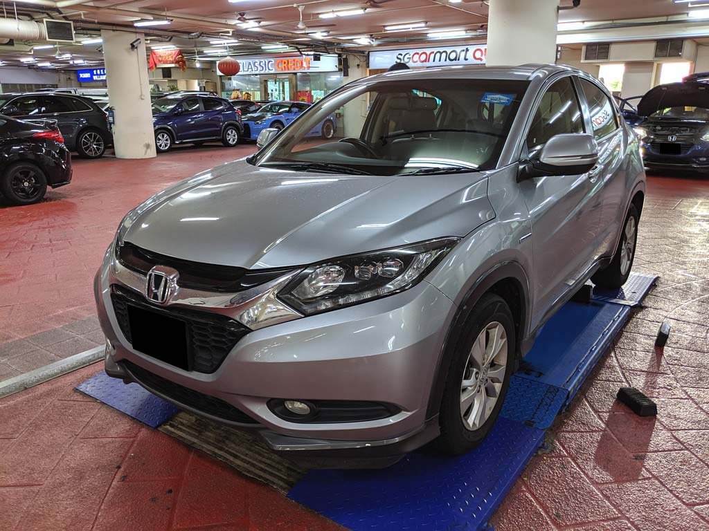 Honda Vezel 1.5X Auto (Hybrid)
