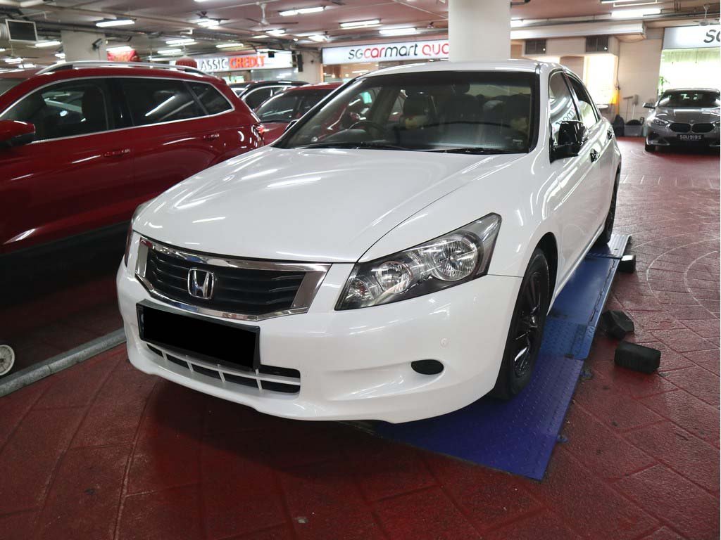 Honda Accord 2.0L (COE Till 04/2028)