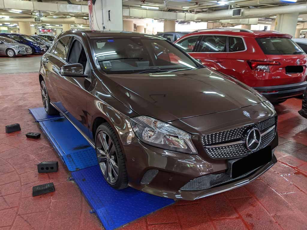 Mercedes Benz A180 FL Style (R17 HLG)