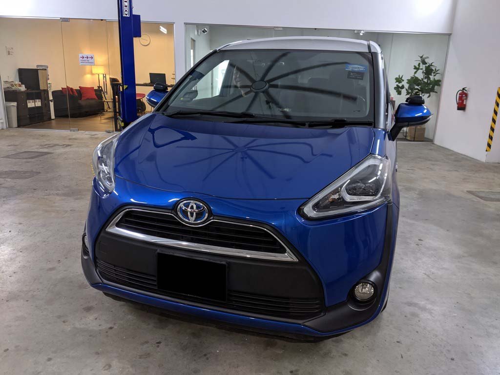 Toyota Sienta Hybrid 1.5g Cvt (Hybrid)