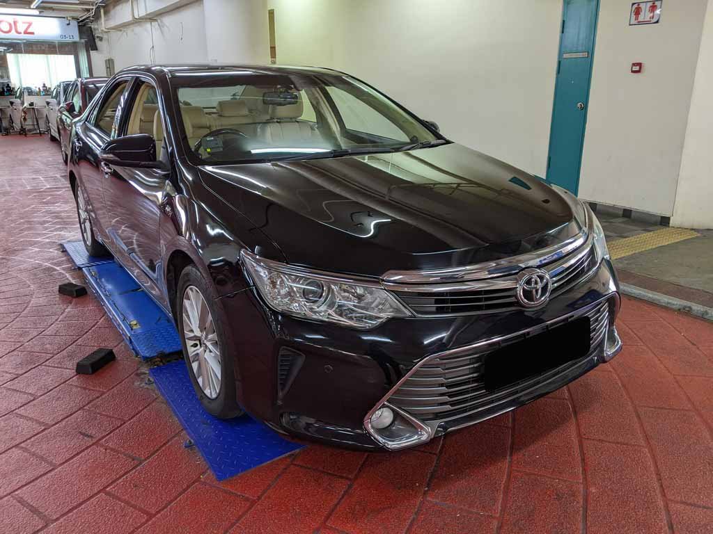 Toyota Camry 2.5 Auto