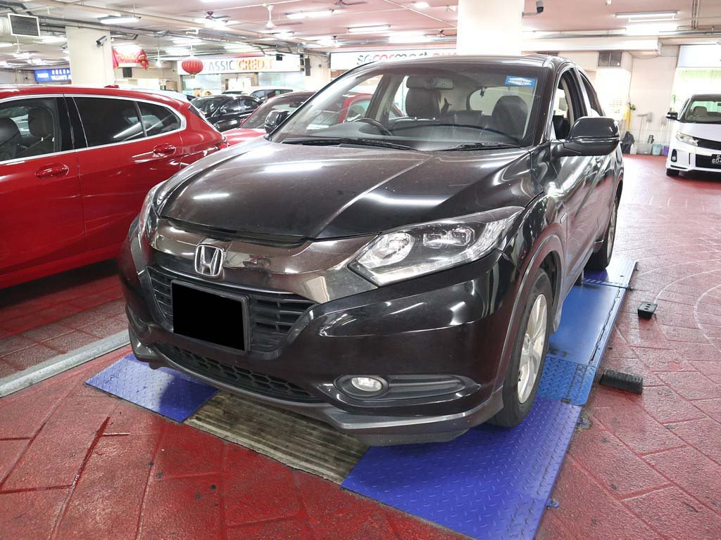 Honda Vezel 1.5X Auto (Hybrid)