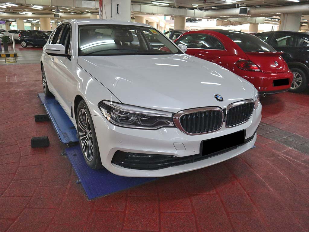 BMW 530E Led Nav (Plug-in Hybrid)