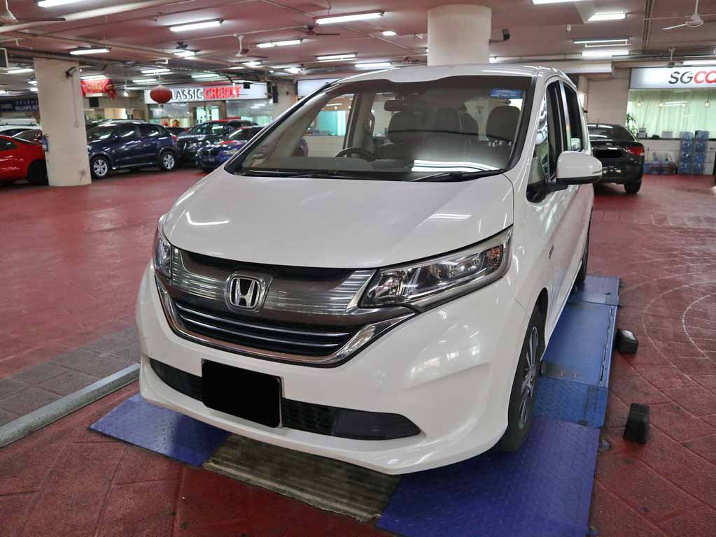 Honda Freed 1.5G Auto (Hybrid)