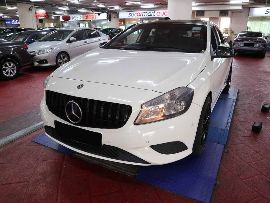 Mercedes Benz A200 Blue Efficiency