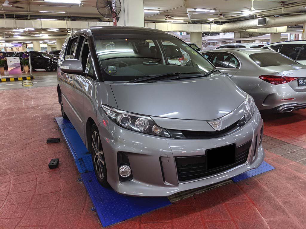 Toyota Estima Aeras Premium Edition 2WD