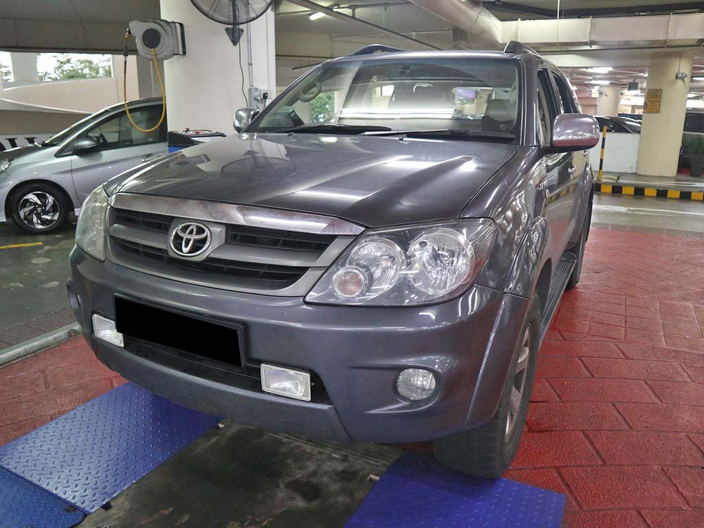 Toyota Fortuner 2.7 Auto (COE Till 02/2023)