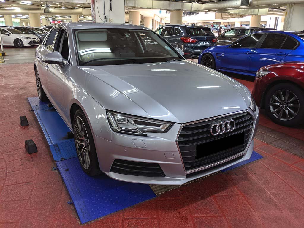 Audi A4 Sedan 2.0 TFSI S Tronic (NAV)
