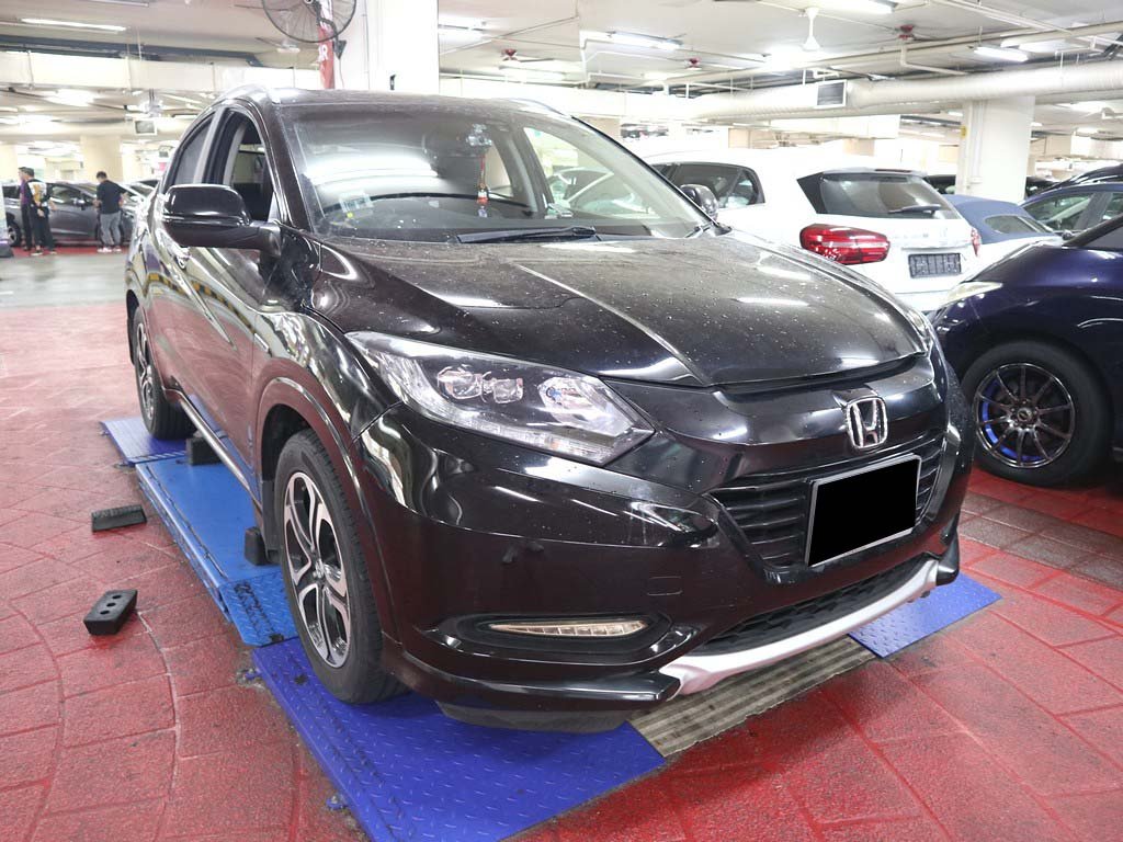 Honda Vezel 1.5X A (Hybrid)