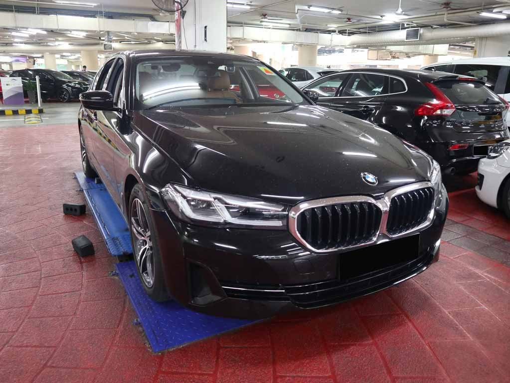 BMW 520I ADAP LED HL (Hybrid)