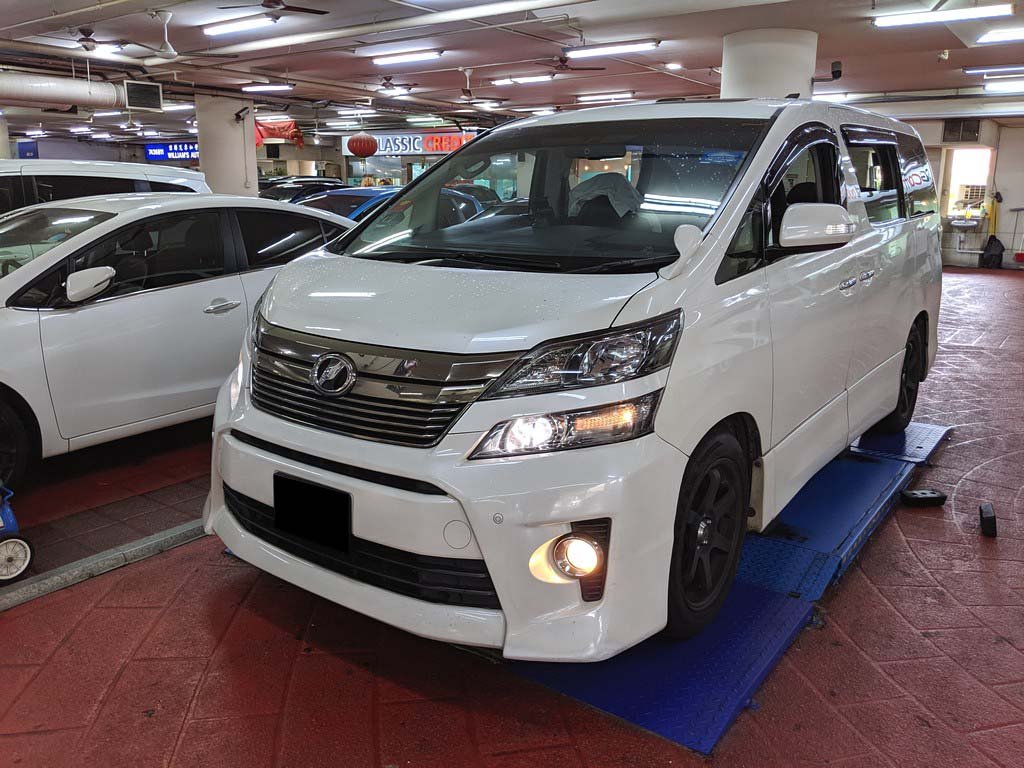 Toyota Vellfire 2.4Z G-Edition A