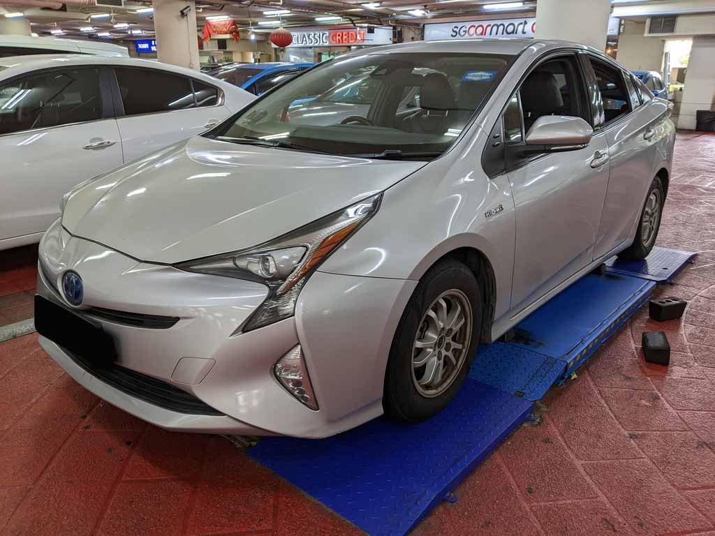 Toyota Prius 1.8s Cvt (Hybrid)