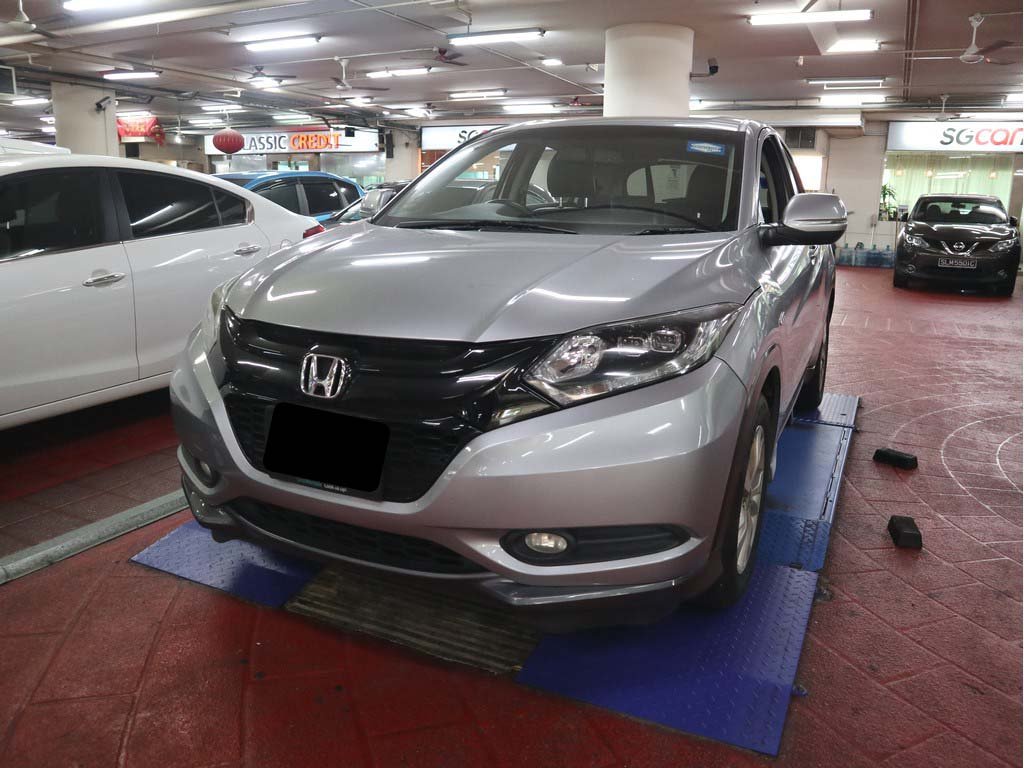 Honda Vezel 1.5X Auto (Hybrid)