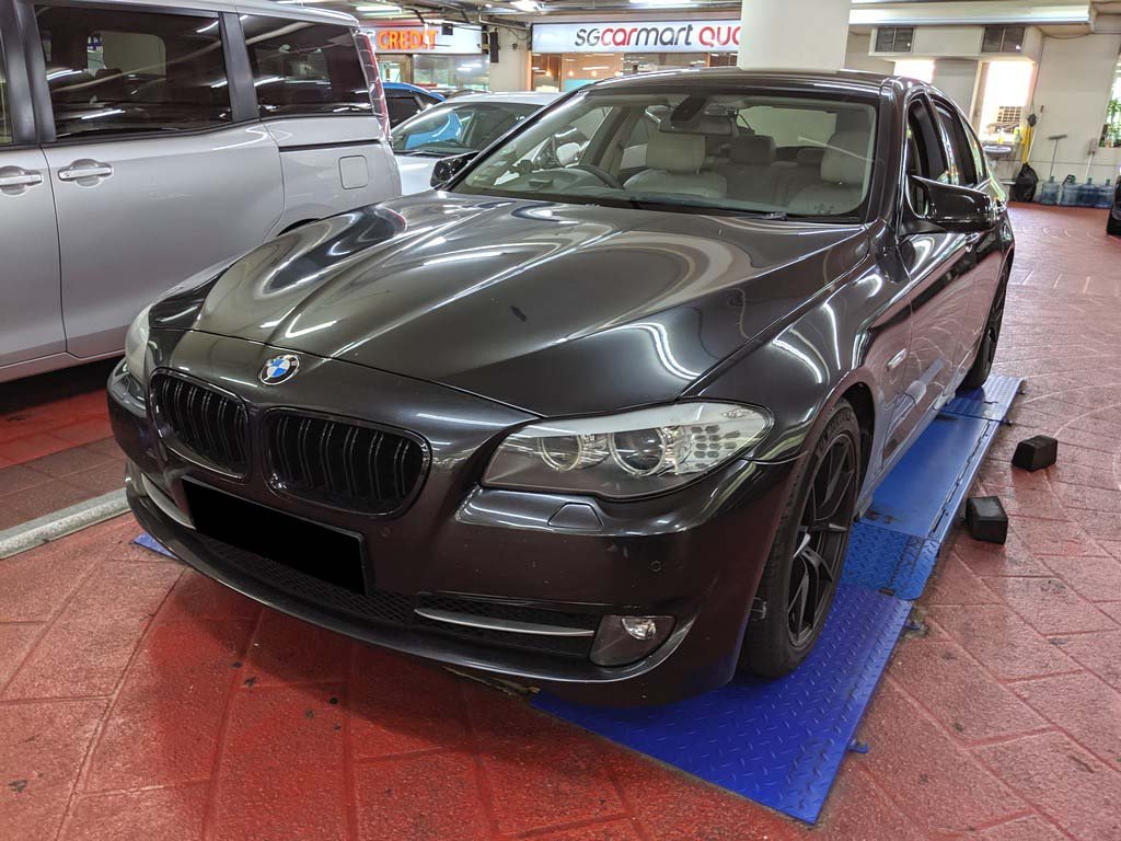 BMW 523I 2.5A ABS D/AB 2WD 4DR GAS/D (COE Till 08/2030)