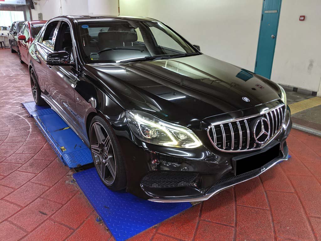 Mercedes Benz E250 Sedan Edition E (R18 LED SR)