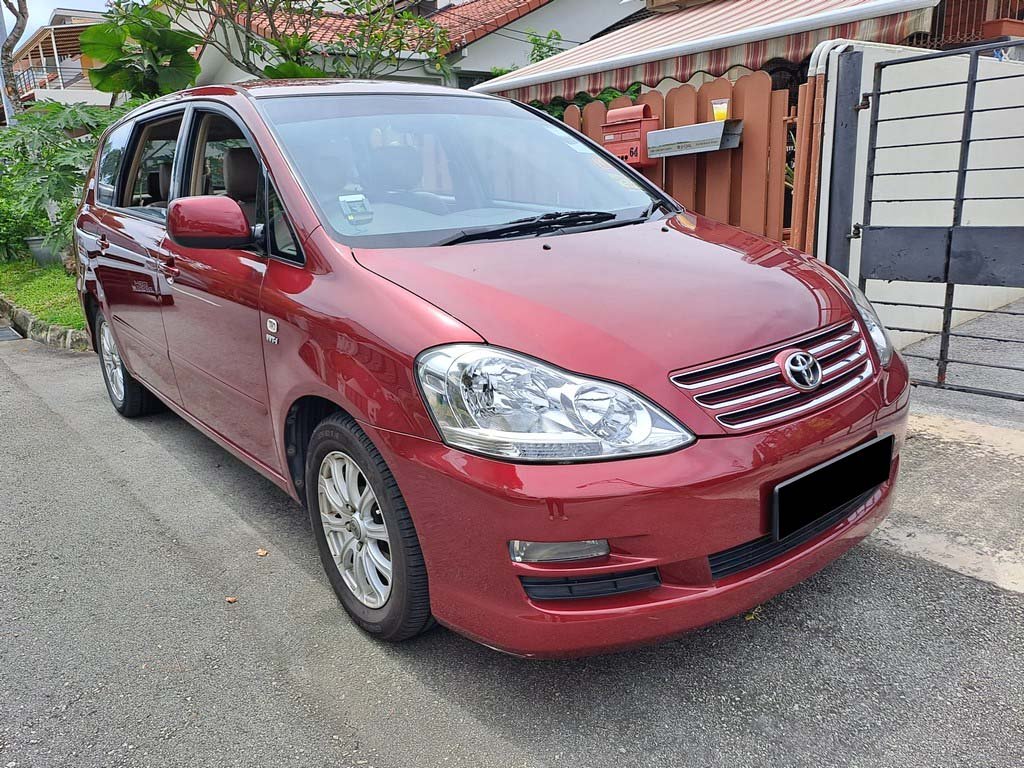 Toyota Picnic Auto W/O Roof Rack (COE Till 05/2029)