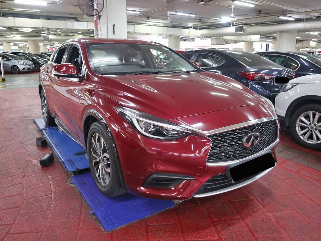 Infiniti Q30 1.5D DCT