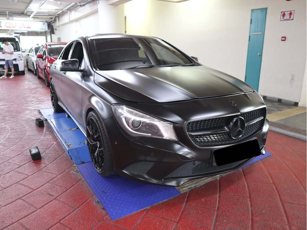 Mercedes Benz CLA180 (R18 BI)