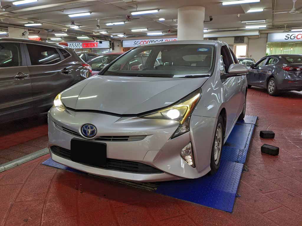 Toyota Prius 1.8s Cvt (Hybrid)