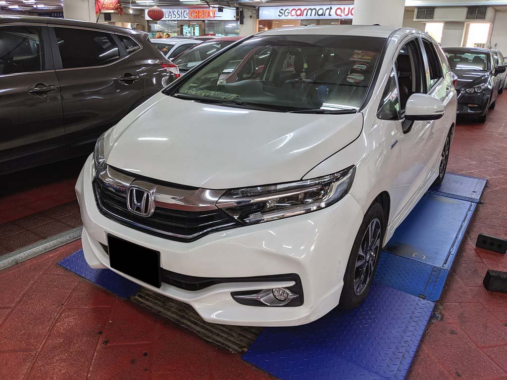 Honda Shuttle 1.5 Auto (Hybrid)