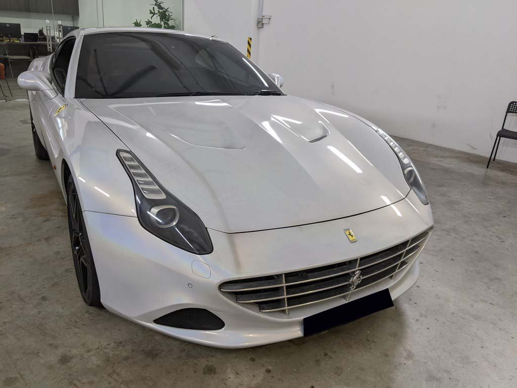 Ferrari California T