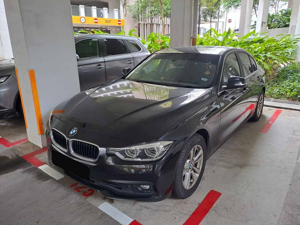 BMW 318I Sedan Led