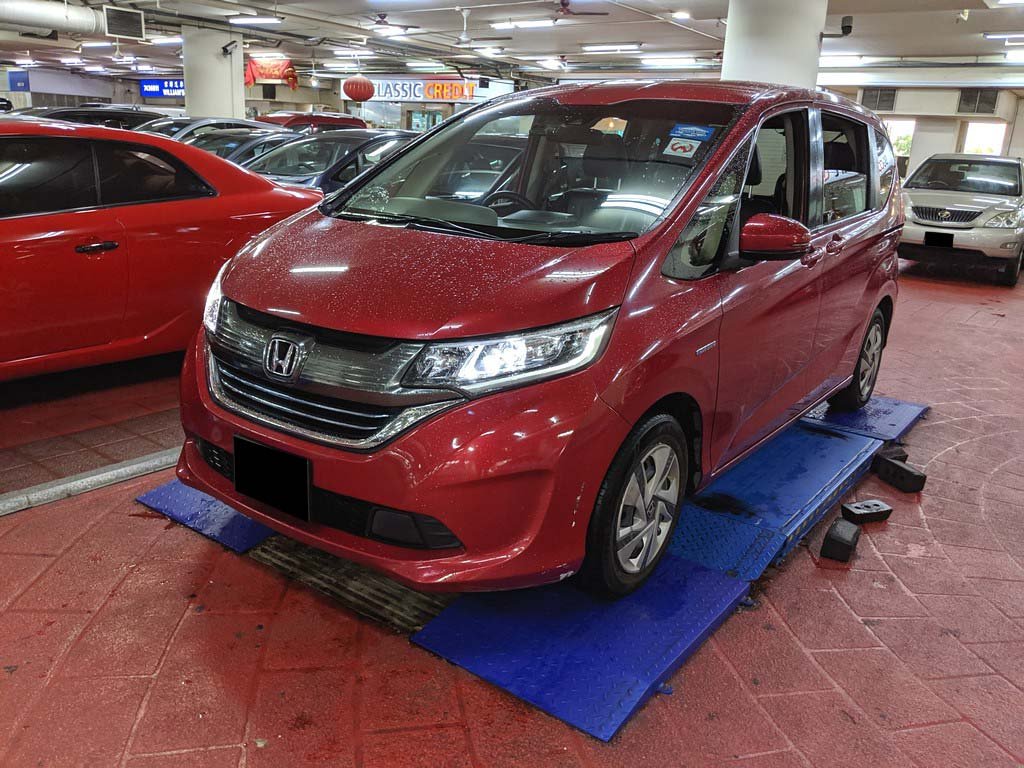 Honda Freed 1.5G Auto (Hybrid)