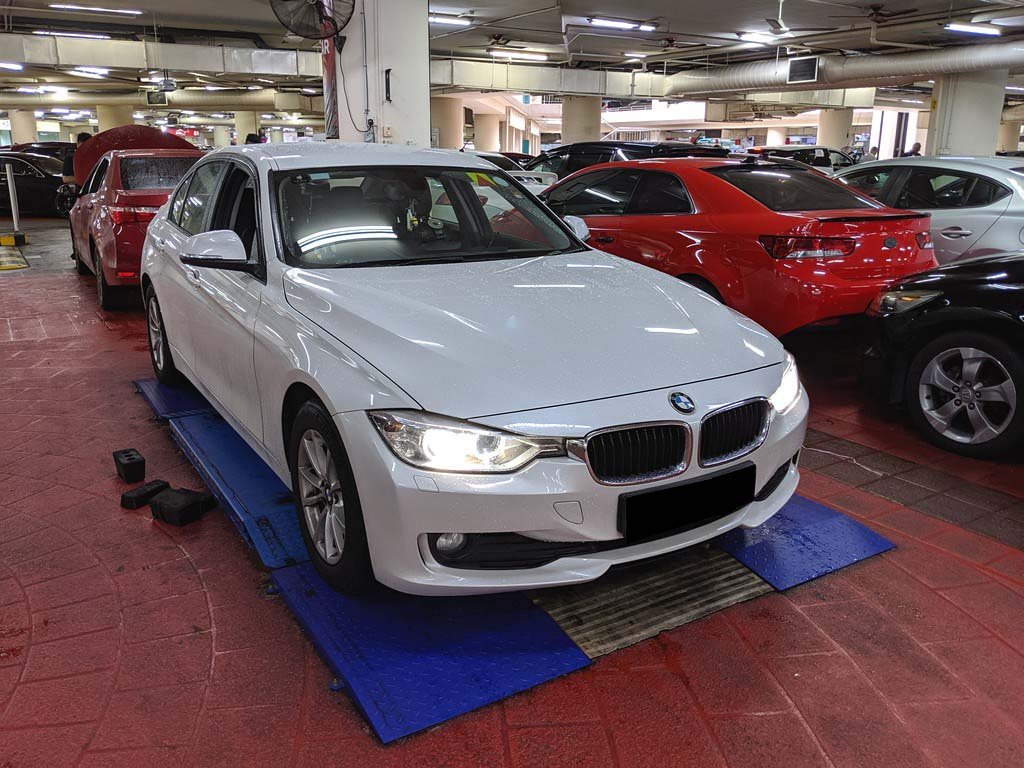 BMW 316I 1.6A D/AB 4DR ABS HID