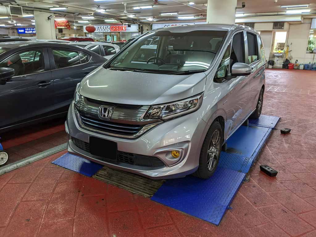 Honda Freed 1.5G Auto (Hybrid)