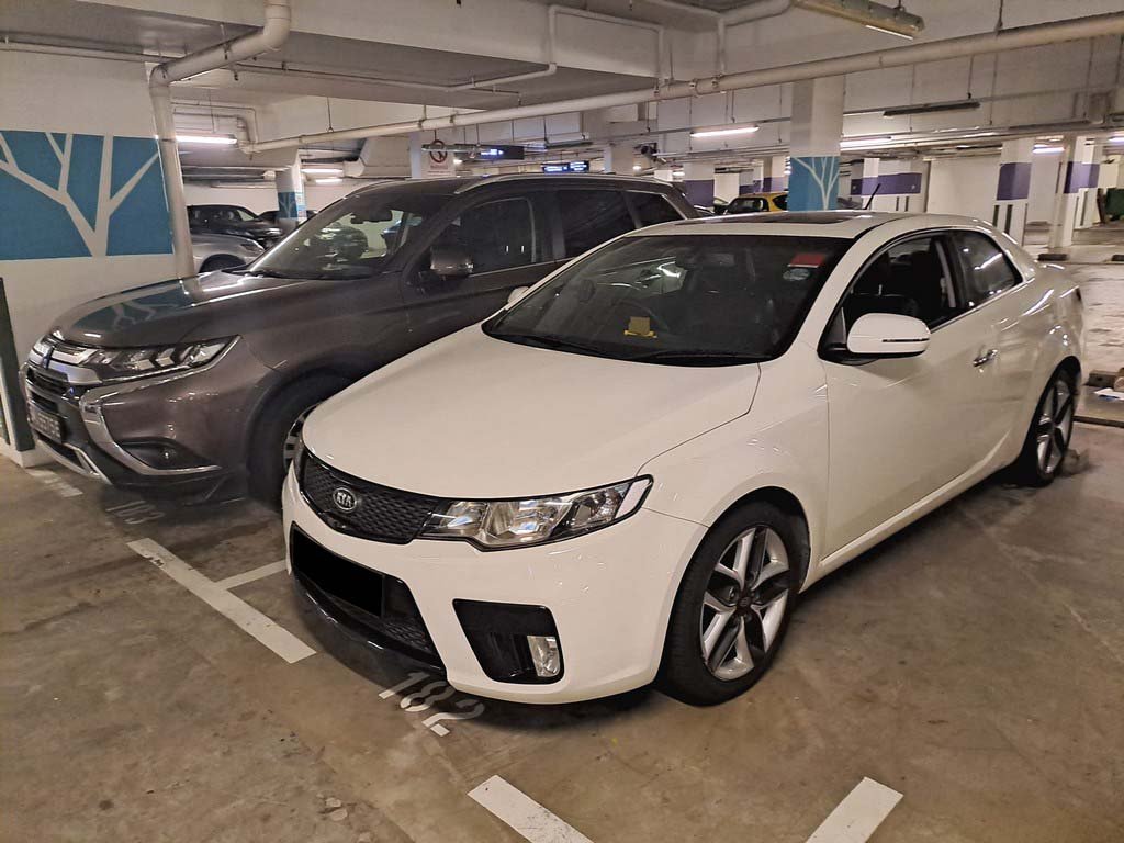 Kia Cerato Forte Koup 1.6 6AT SX ABS D/AB SR (COE Till 09/2026)