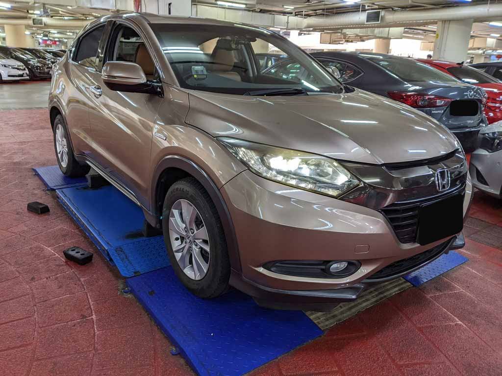 Honda Vezel 1.5x A (Hybrid)