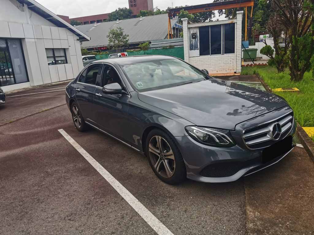 Mercedes Benz E200 Avg (R18 Led)