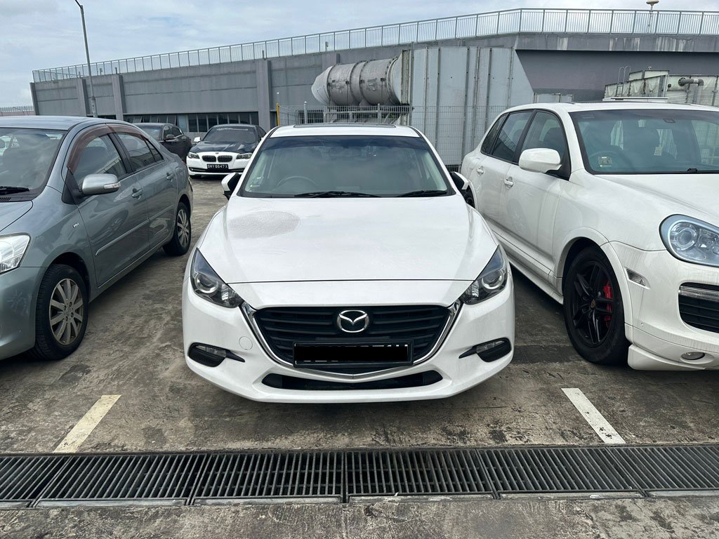 Mazda 3 Sedan 1.5 At Eu6