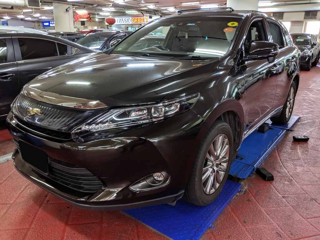 Toyota Harrier Premium 2.0 A