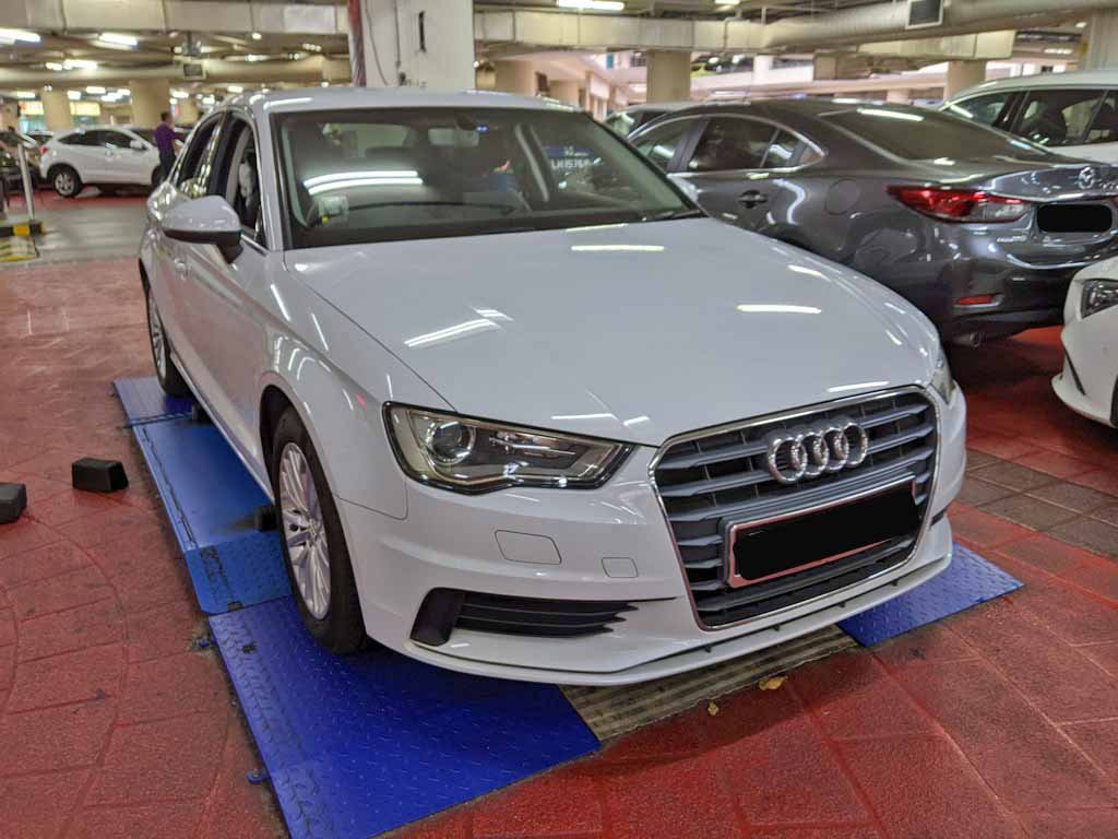 Audi A3 Sedan 1.4 TFSI (Ambiente)