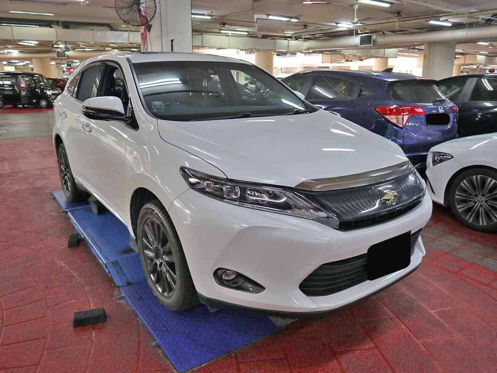 Toyota Harrier 2.0 Premium Cvt 2wd Sunroof