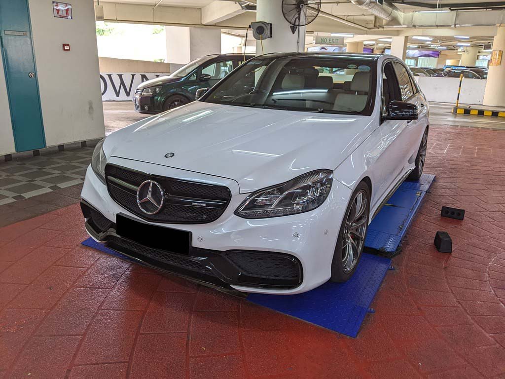 Mercedes Benz E 250 Sedan (R17)