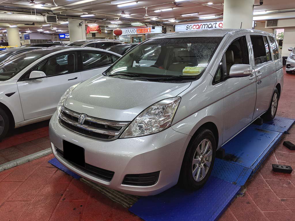 Toyota ISIS 1.8LX A (COE Till 11/2023)