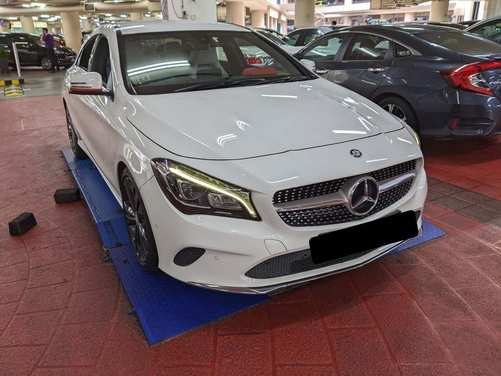 Mercedes Benz CLA180 Coupe Urban (R18 Led)