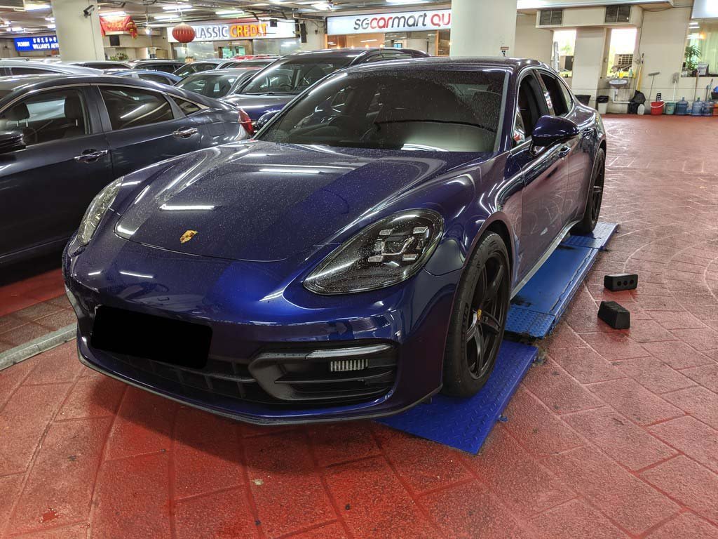 Porsche Panamera II 4+1 (971)