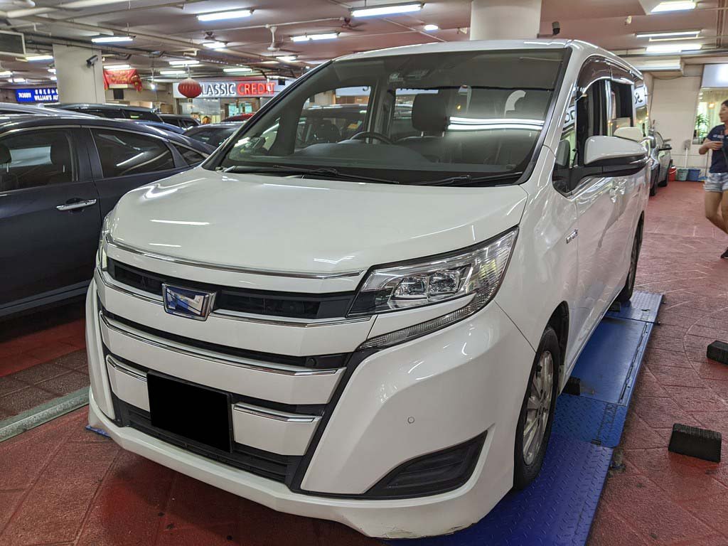 Toyota Noah 1.8X CVT (Hybrid)