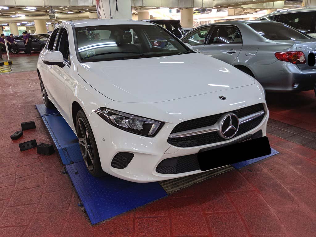 Mercedes Benz A180 Saloon Progressive