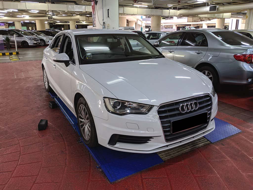 Audi A3 Sedan 1.4 TFSI (Ambiente)