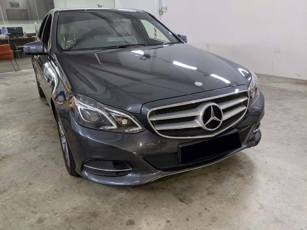 Mercedes Benz E250 Sedan (r18)