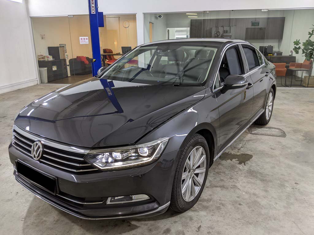 Volkswagen Passat B8 1.8 TFSI At