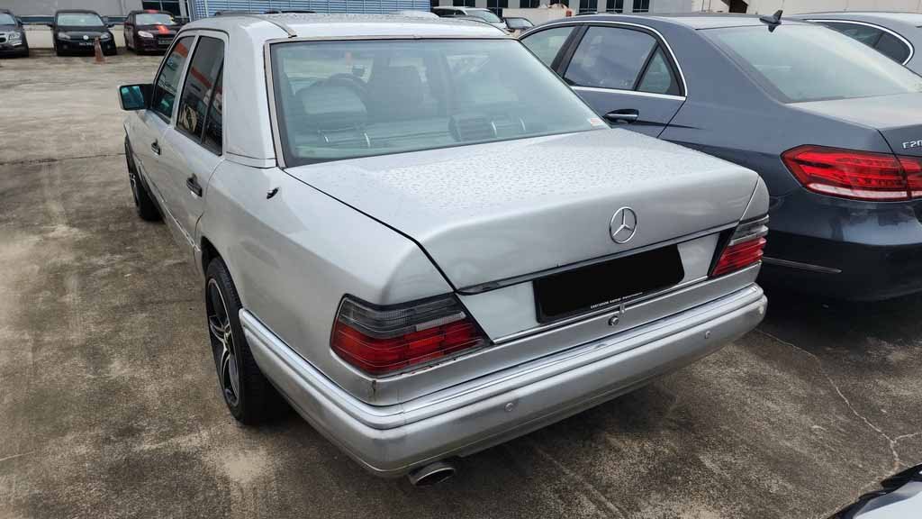 Mercedes Benz 200e Auto (COE Till 03/2028)